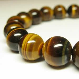 タイガーアイは金運・仕事運・勝負運の意味を持つパワーストーン