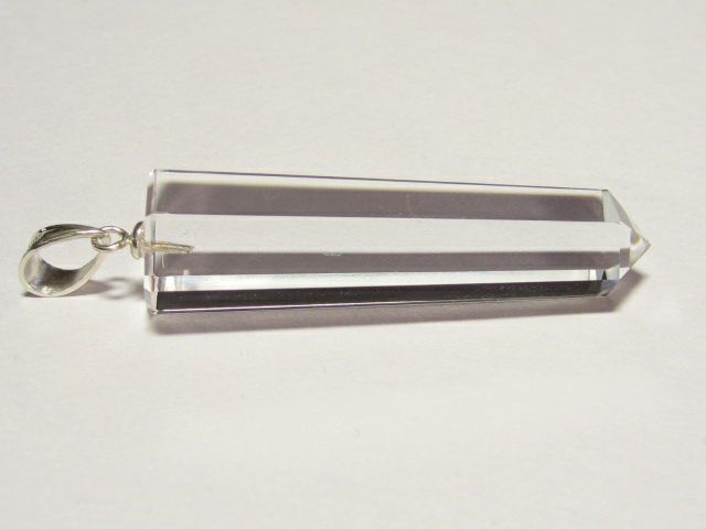 水晶 六角柱50mmペンダントトップ　シルバー金具