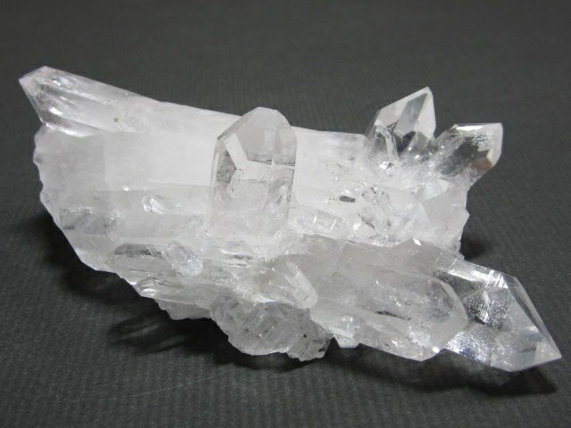パワーストーンのブラジル産水晶クラスター・水晶原石
