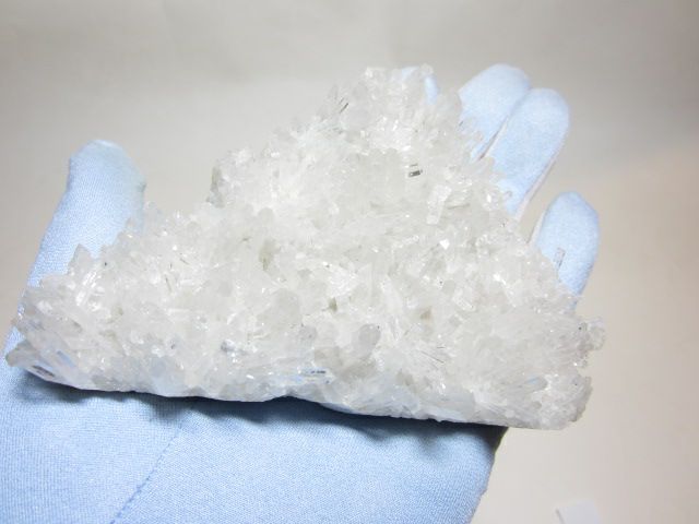 天然石の中国四川省産水晶クラスターS05