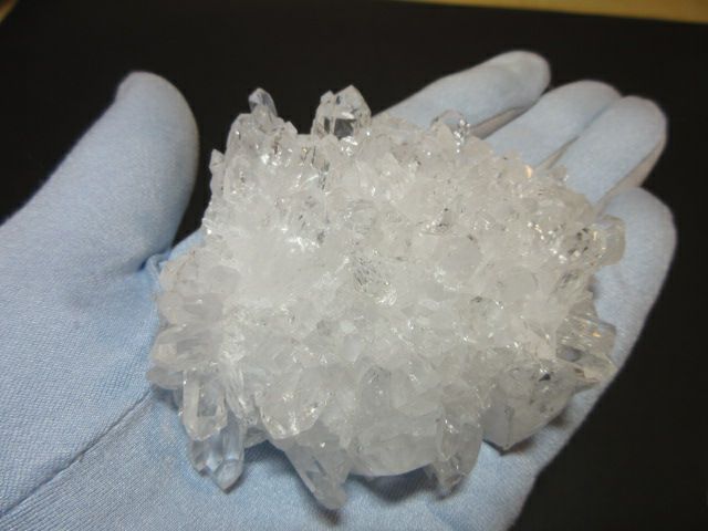 天然石の四川省産水晶クラスター 