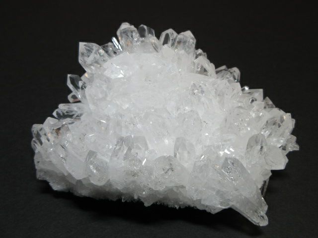 四川省産の水晶クラスター原石S16