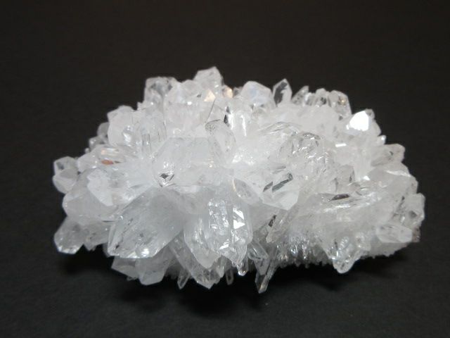 天然の水晶クラスター天然石の水晶原石S16